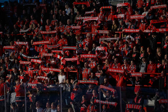 Örebro Hockey halsdukar hos fansen