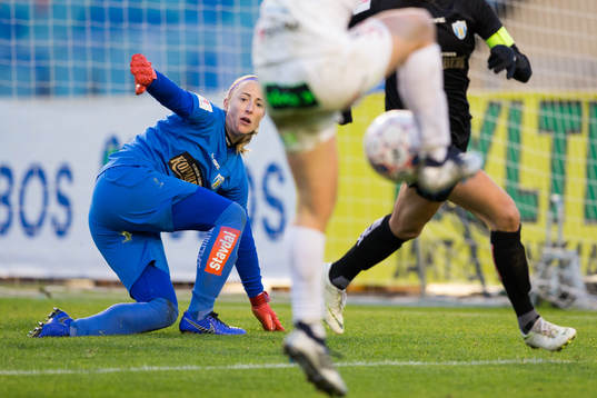 Göteborgs målvakt Loes Geurts