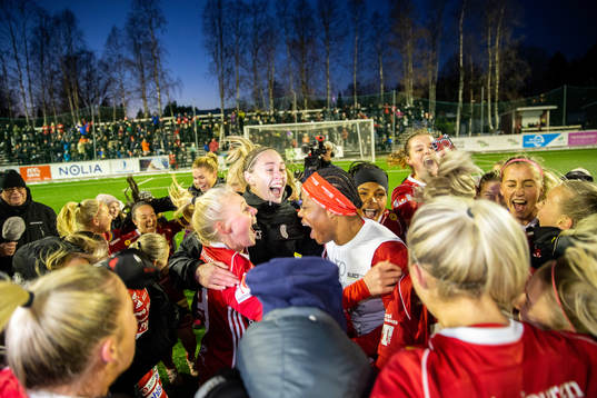 Piteås spelare firar SM-guld