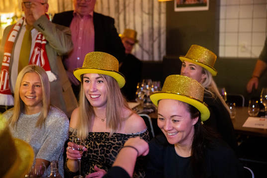 Piteås spelare på segerbanketten