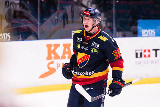 Djurgårdens Olle Alsing jublar