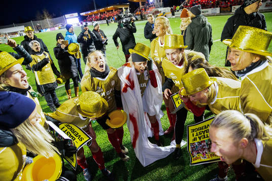 Piteås spelare firar SM-guld