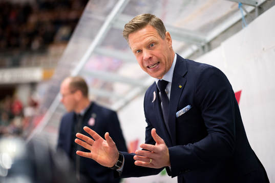 s assisterande tränare Stephan Lundh