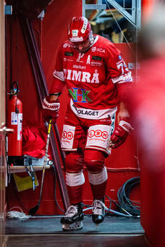 Timrås Ludvig Rensfeldt kliver av skadad