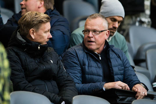 Sveriges assisterande förbundskapten Peter Wettergren och