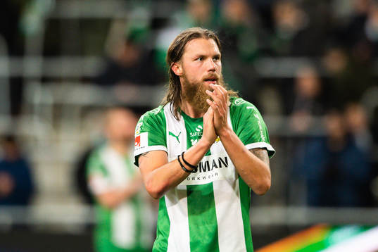 Hammarbys Björn Paulsen tackar publiken