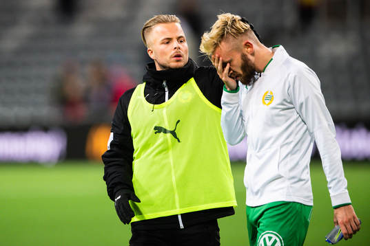 Hammarbys Sander Svendsen och Simon Sandberg deppar