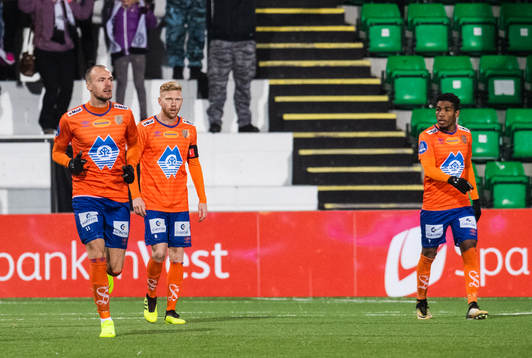Aron Elís Thrándarson of Aalesund looks dejected