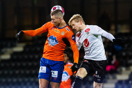 Hólmbert Fridjónsson of Aalesund and Eirik Birkelund of