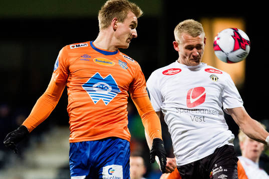 Torbjørn Agdestein of Aalesund and Per Magnus Steiring of