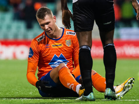 Hólmbert Fridjónsson of Aalesund looks dejected