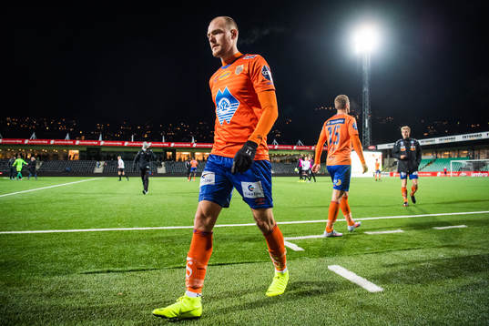 Aron Elís Thrándarson of Aalesund looks dejected