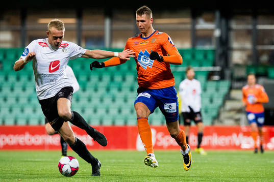 Per Magnus Steiring of Sogndal and Hólmbert Fridjónsson