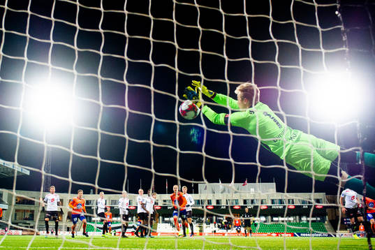 Goalkeeper Mathias Dyngeland of Sogndal