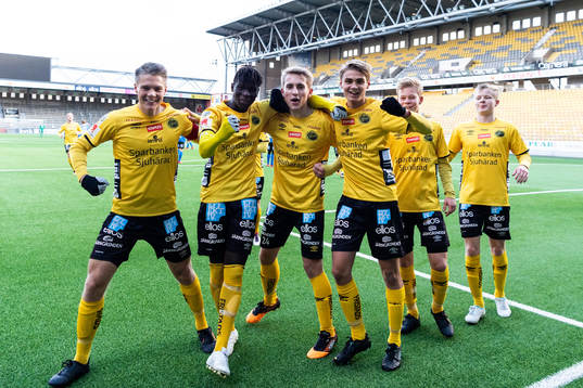 Elfsborgs spelare jublar