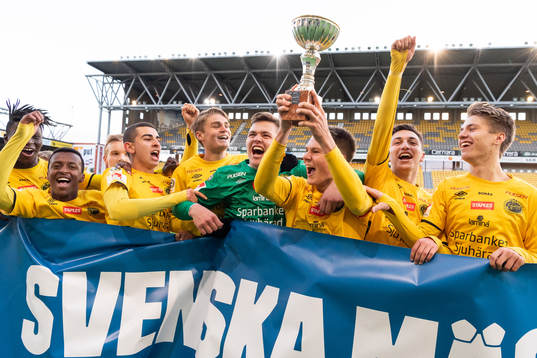 Elfsborgs spelare jublar