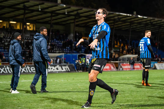 Sirius Philip Haglund jublar
