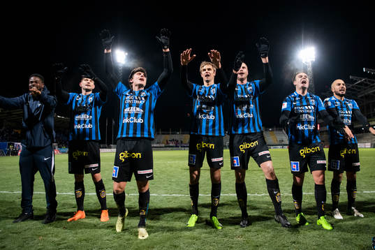 Sirius spelare tackar publiken