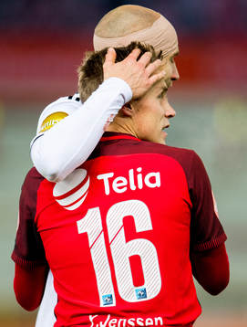 Ruben Yttergård Jenssen of Brann and Tore Reginiussen of