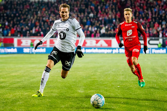 Anders Konradsen of Rosenborg and Thomas Grøgaard of Brann