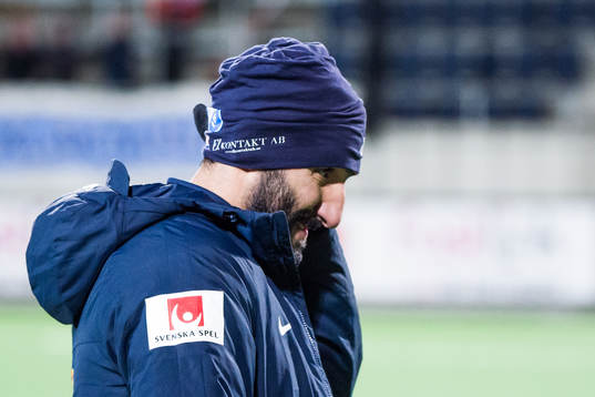 Norrbys tränare Mohammed Ali Khan deppar