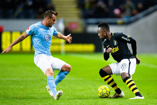 s Heradi Rashidi och Malmö FFs Eric Larsson