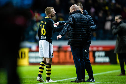 s Sebastian Larsson och Malmö FFs tränare Uwe Rösler