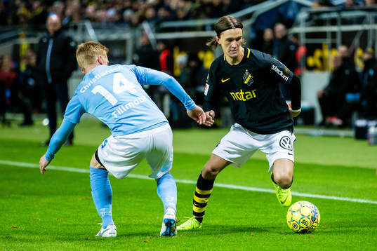 s Kristoffer Olsson och Malmö FFs Anders Christiansen