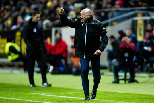 Malmö FFs tränare Uwe Rösler  reagerar