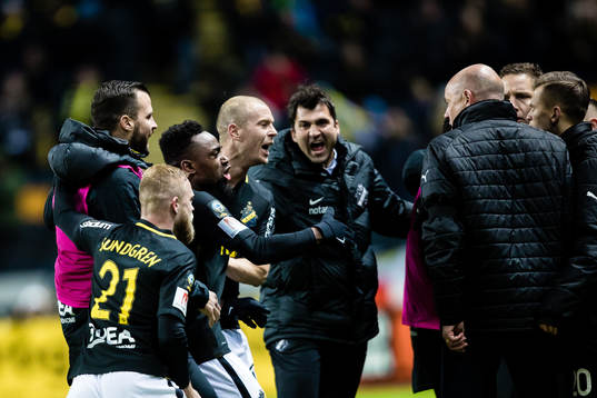 s Heradi Rashidi , Per Karlsson , målvaktstränare