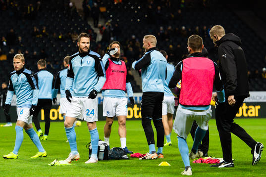 Malmö FFs Lasse Nielsen med lagkamrater