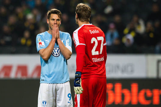 Malmö FFs Markus Rosenberg och målvakt Johan Dahlin