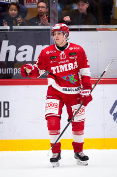 Timrås Johannes Kinnvall jublar
