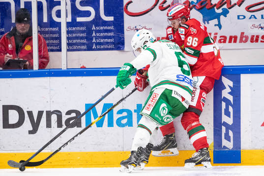 Rögles Craig Schira och Moras Niki Petti