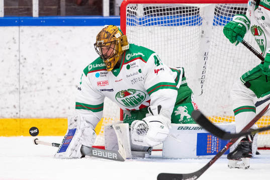 Rögles målvakt Justin Pogge