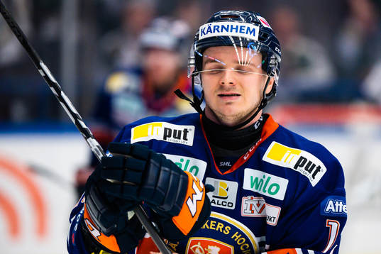 Växjös Julius Junttila deppar