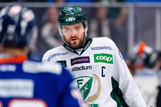 Färjestads Mikael Wikstrand deppar