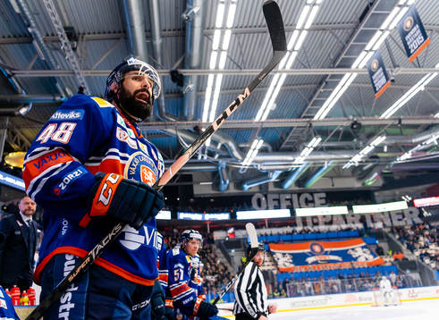 Växjös Daniel Rahimi skriker