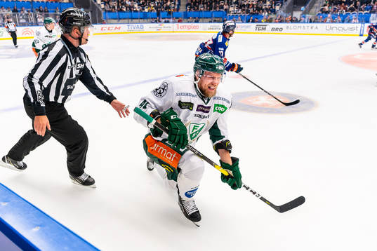 Färjestads Ilari Melart har ont