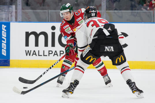 Frölundas Ryan Lasch och Örebros Jordan Boucher