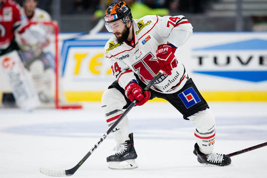 Örebros Nick Ebert