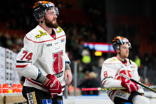 Örebros Nick Ebert deppar