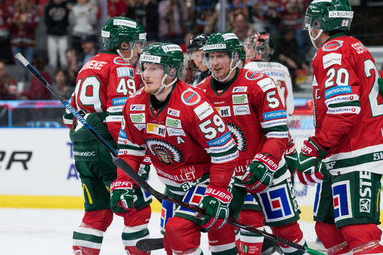 Frölundas Simon Hjalmarsson jublar
