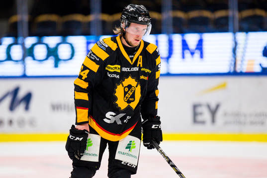 Skellefteås Jonathan Pudas  deppar