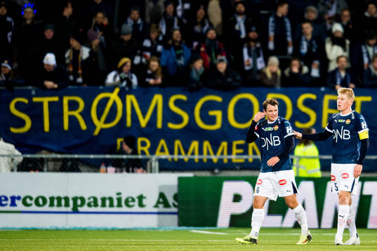Henning Hauger of Strømsgodset with an injury