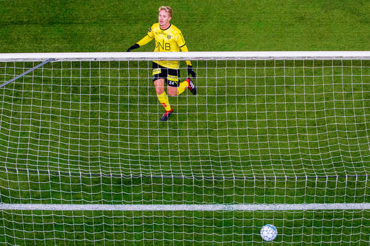 Erik Tobias Sandberg of Lillestrøm lets in the 3-0 goal