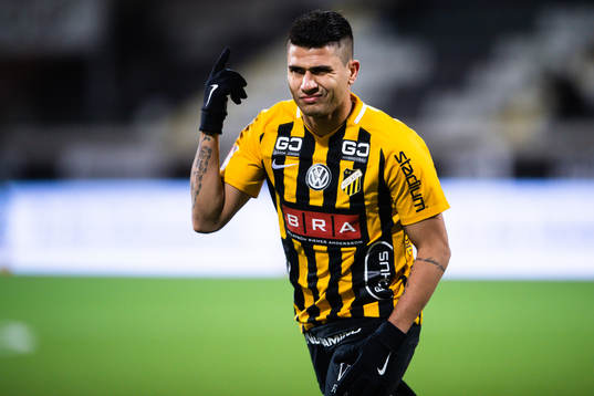Häckens Paulinho jublar