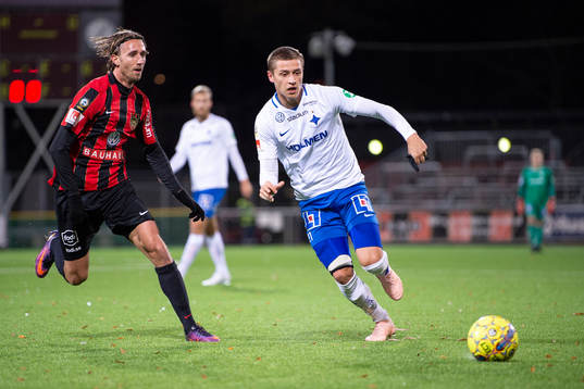 Brommapojkarnas Philip Hellqvist  och Norrköpings Simon
