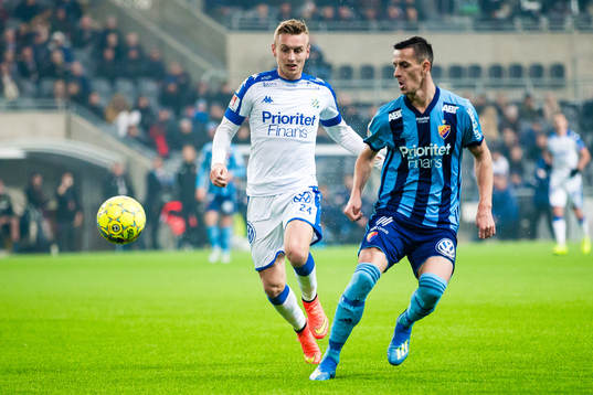 IFK Göteborgs Sebastian Ohlsson och Djurgårdens Haris