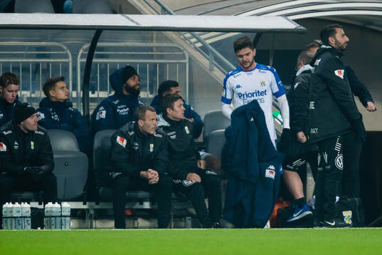 IFK Göteborgs Fredrik Oldrup Jensen har blivit utbytt
